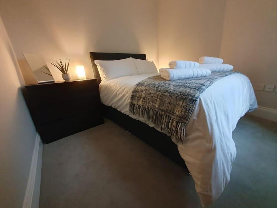 Cosy, Central Apartment สกิปตัน ภายนอก รูปภาพ