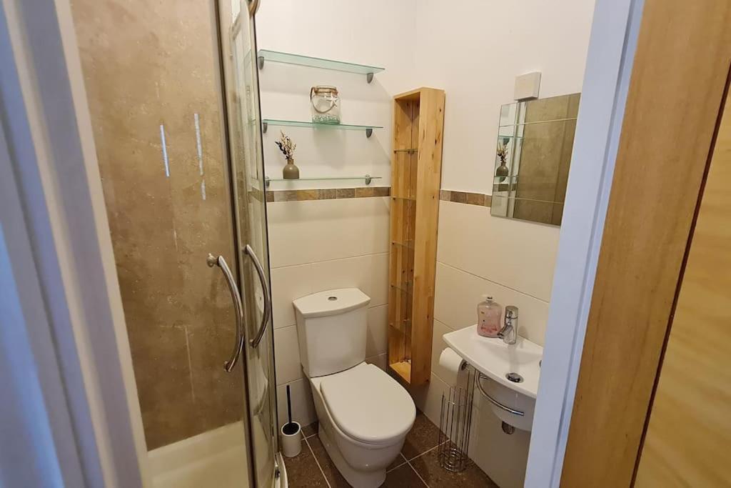 Cosy, Central Apartment สกิปตัน ภายนอก รูปภาพ